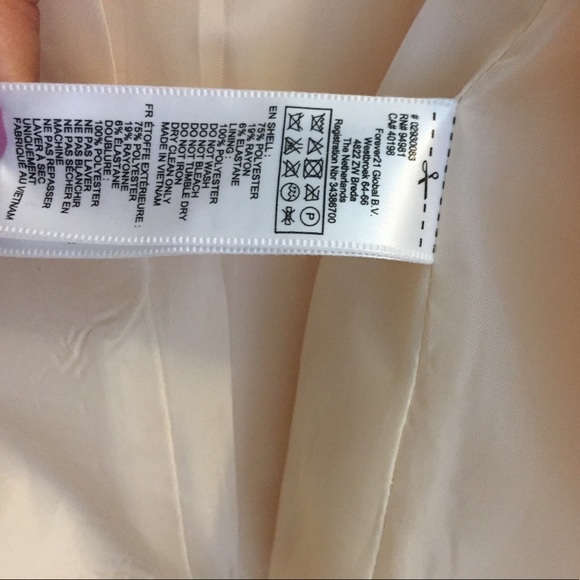 Cream Blazer Jacket - Picture 4 of 6